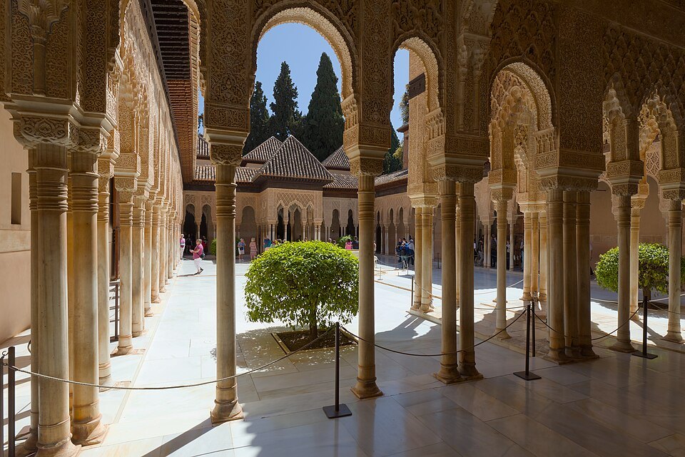 Patio de los Leones